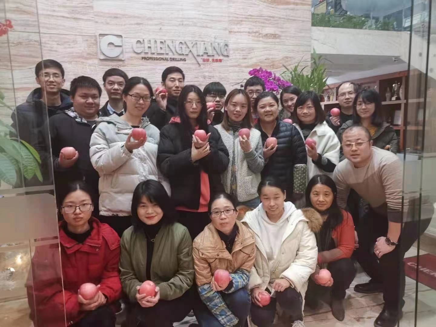 風勁帆滿圖新志，砥礪奮進正此時